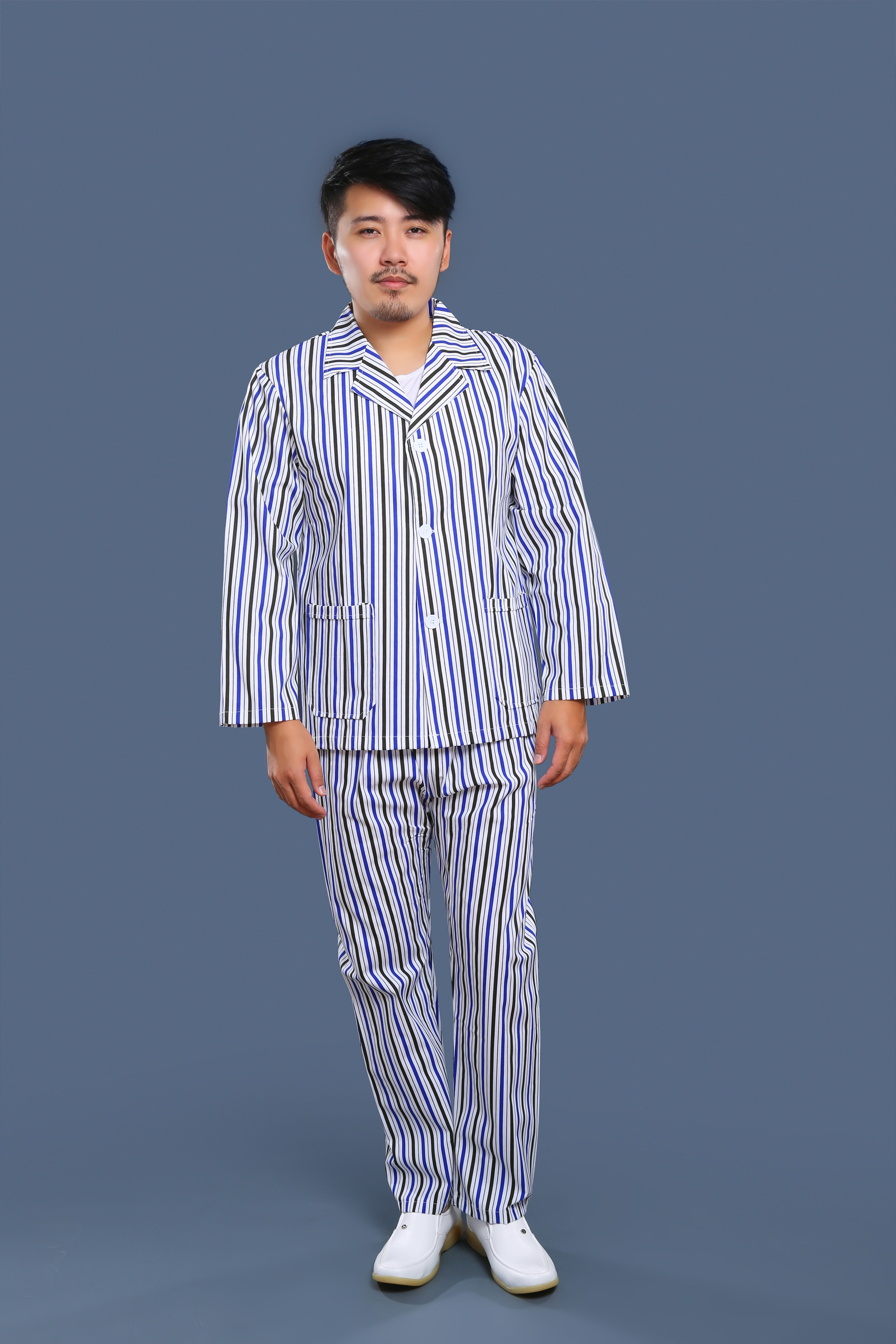 藍(lán)黑條紋病號服